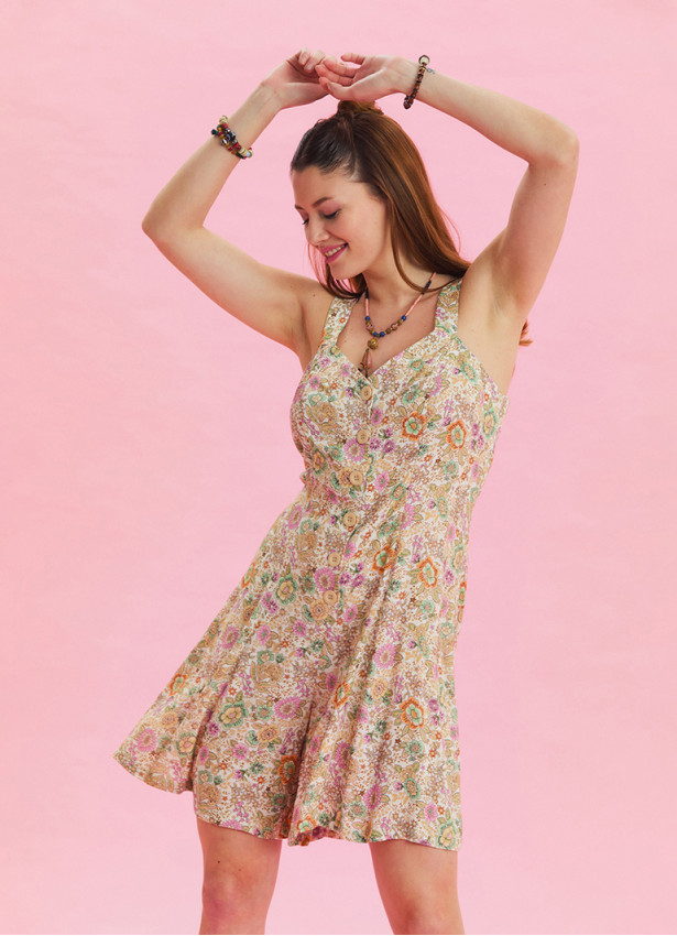 Thin Strap Button Detailed Beige Summer Jumpsuit 4568